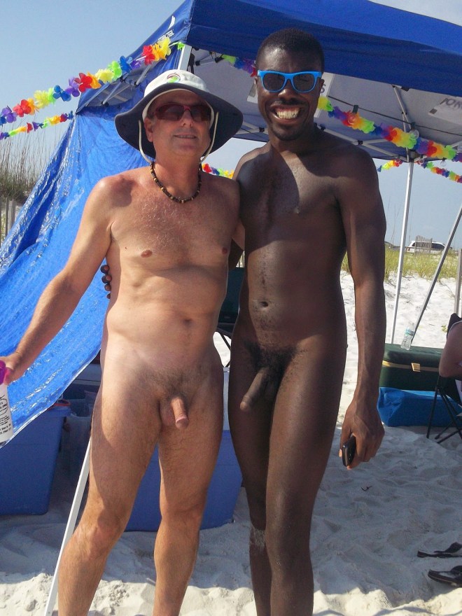 PrideRainbowGarlandMxdDuoCox