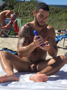 wordpresssunscreenappFrontalH