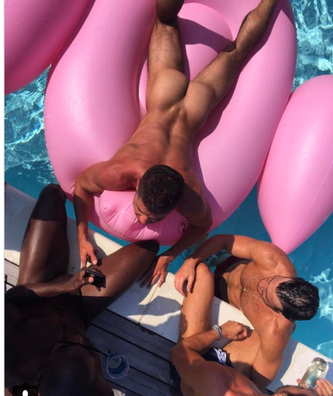 wordpressPoolnudescape