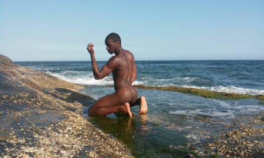 wordpressBottomsUp4-18Bbeach